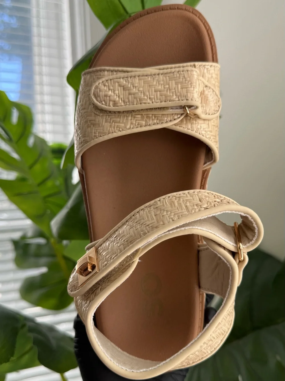 SO Loreen Women’s Platform Sandals Natural Raffia Wedge Double Strap Size 7.5M